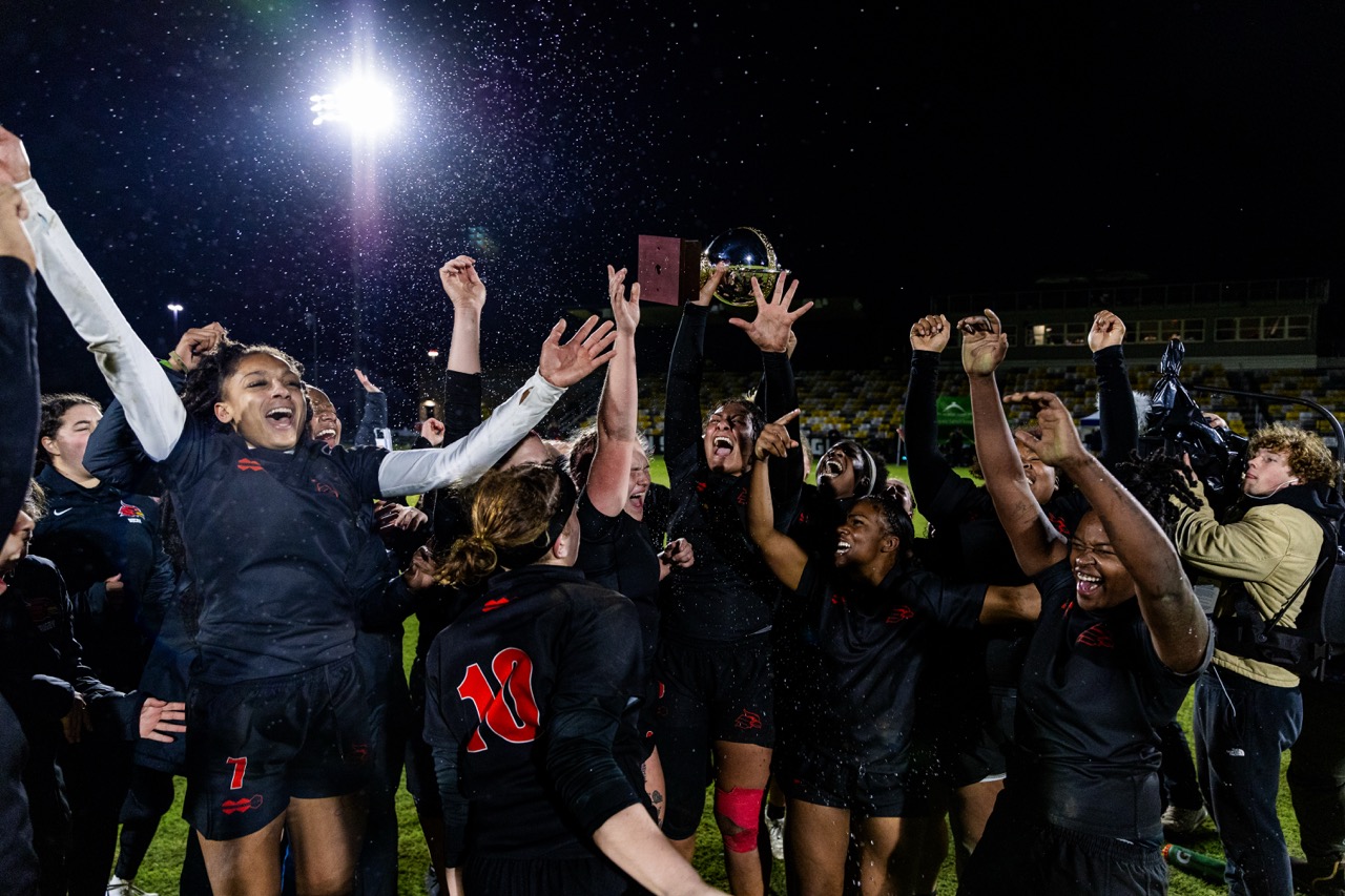 Watch your team. Anytime. Anywhere.